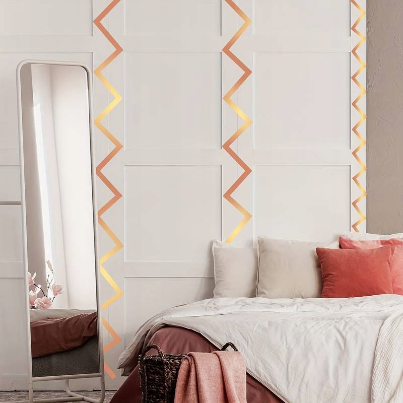 image-1491.jpeg Taśma Ozdobna Dekoracyjna Samoprzylepna Listwa Złota Dekor 20 mm X 50 m