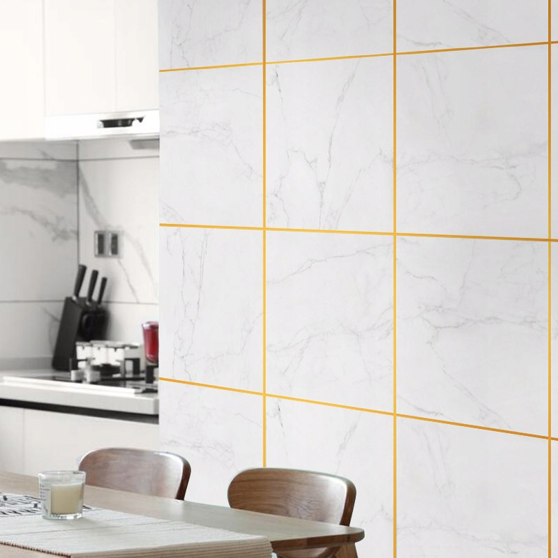 image-1497.jpeg Taśma Ozdobna Dekoracyjna Samoprzylepna Listwa Złota Dekor 20 mm X 50 m