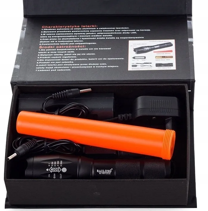 image-1632.jpeg Mocna Latarka Taktyczna Led Wojskowa Policyjna Z Nakładką Sygnalizacyjna