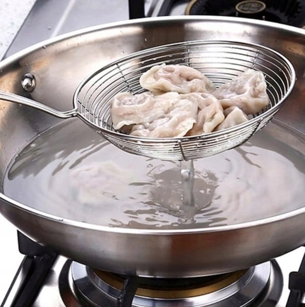 image-653.jpeg Łyżka Cedzakowa Sitko Do Odcedzania Pierogów Frytek Klusek Szumówka