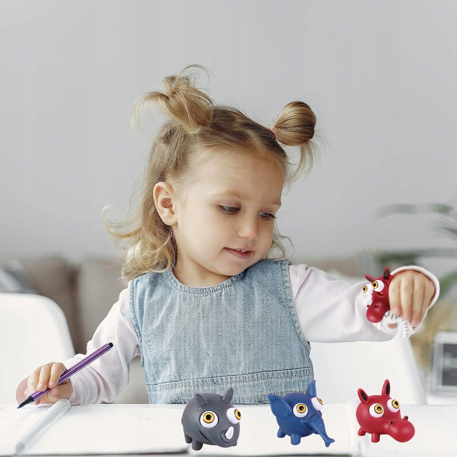 1x Gniotek Antystresowy Zwierzęta Wychodzące Oczy Zabawka Sensoryczna