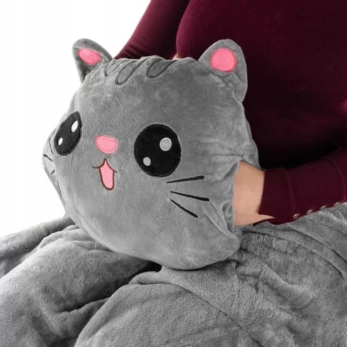 Kotek Z Kocykiem Koc 160x110 cm Maskotka Poduszka Pluszowy Przytulanka 3w1