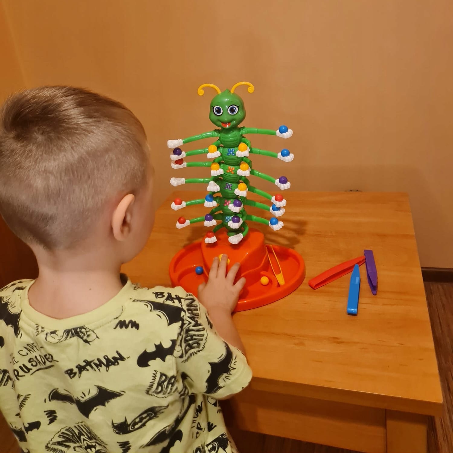 Gra Zręcznościowa Tańcząca Stonoga Gąsienica Na Kulki Rodzinna Dla Dzieci