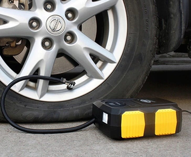 Sprężarka Kompresor Samochodowy Pompka 12v Led 10bar 120w Led Lcd Końcówki