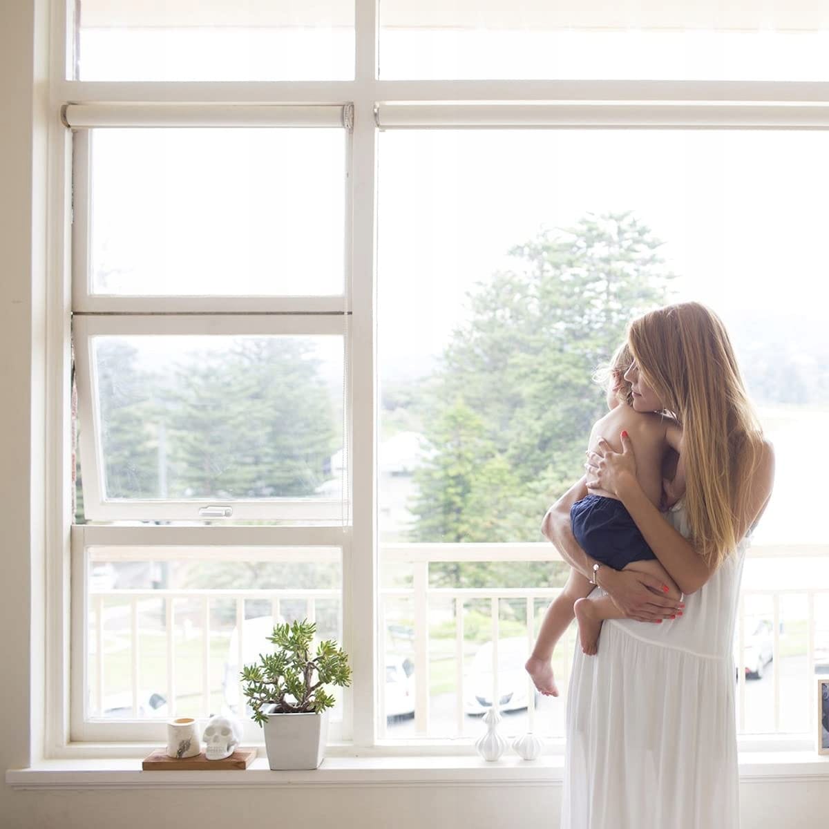 Metalowe Zabezpieczenie Do Drzwi Okien Blokada Na Klamki Drzwi Okna X 2 szt