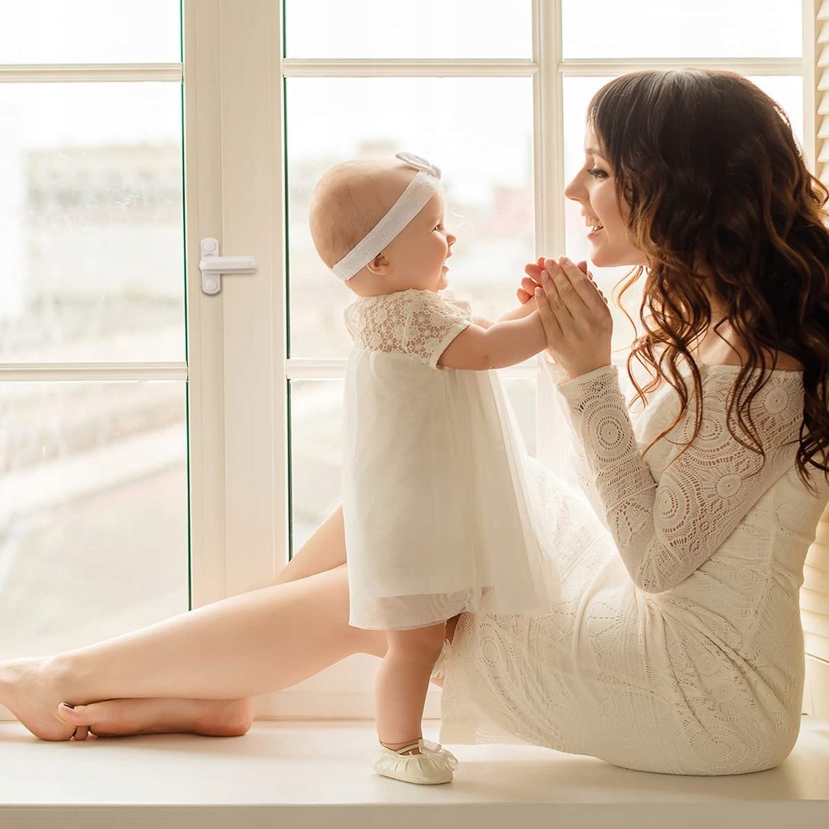 Metalowe Zabezpieczenie Do Drzwi Okien Blokada Na Klamki Drzwi Okna X 2 szt