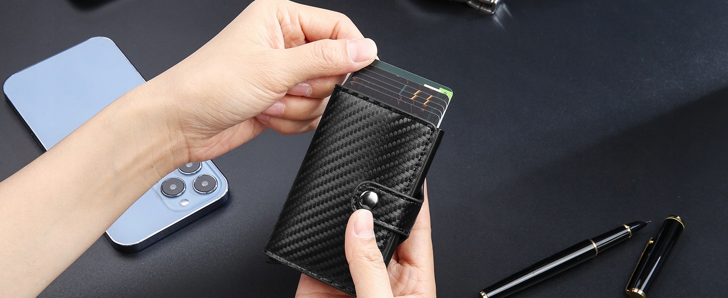 Portfel Męski Etui Antykradzieżowe Karty Carbon Wysuwanie Kart Przyciskiem