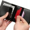 Portfel Męski Etui Antykradzieżowe Karty Carbon Wysuwanie Kart Przyciskiem