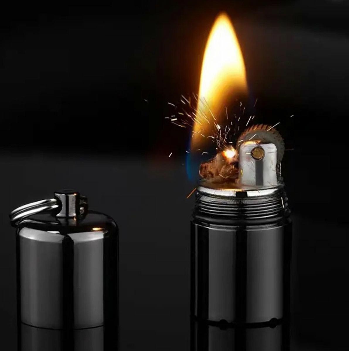 Taktyczna Kieszonkowa Mini Zapalniczka Brelok Sos Survival Krzesiwo Ogień