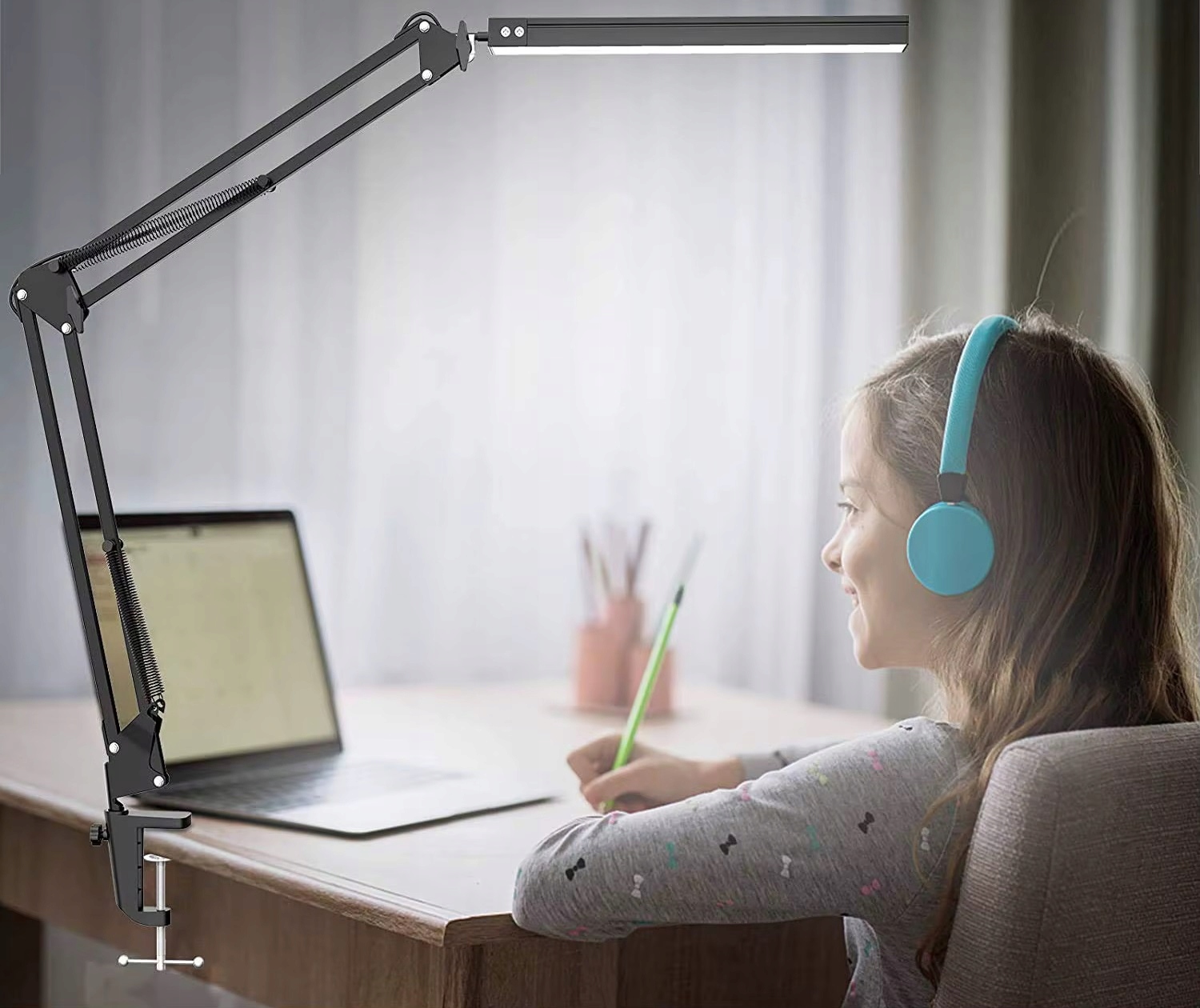 Lampka Biurkowa Led Na Biurko Szkolna Lampa Kreślarska Podstawka Uchwyt 2w1