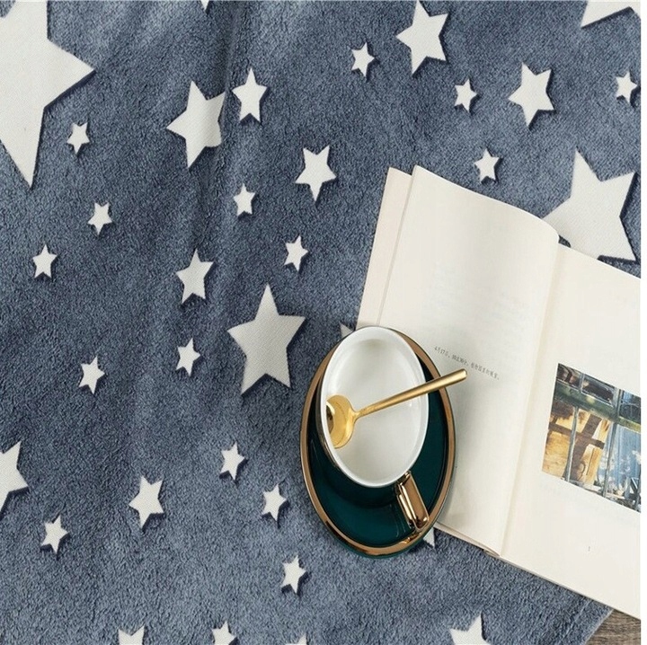 Miękki Koc Pled Narzuta Na Łóżko Świecący W Ciemnościach Dla Dzieci 150x200